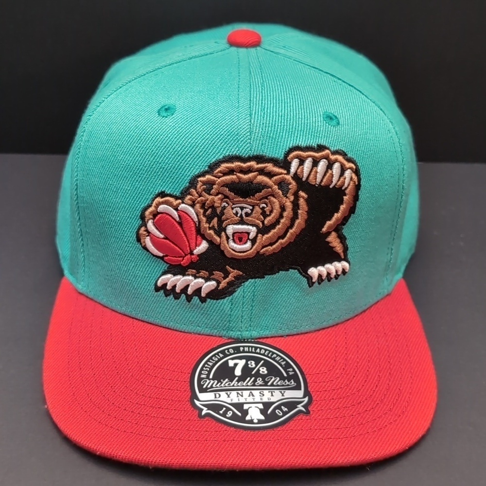 Mitchell And Ness Dynasty Fitted Vancouver Grizzlies Two-Tone Hat